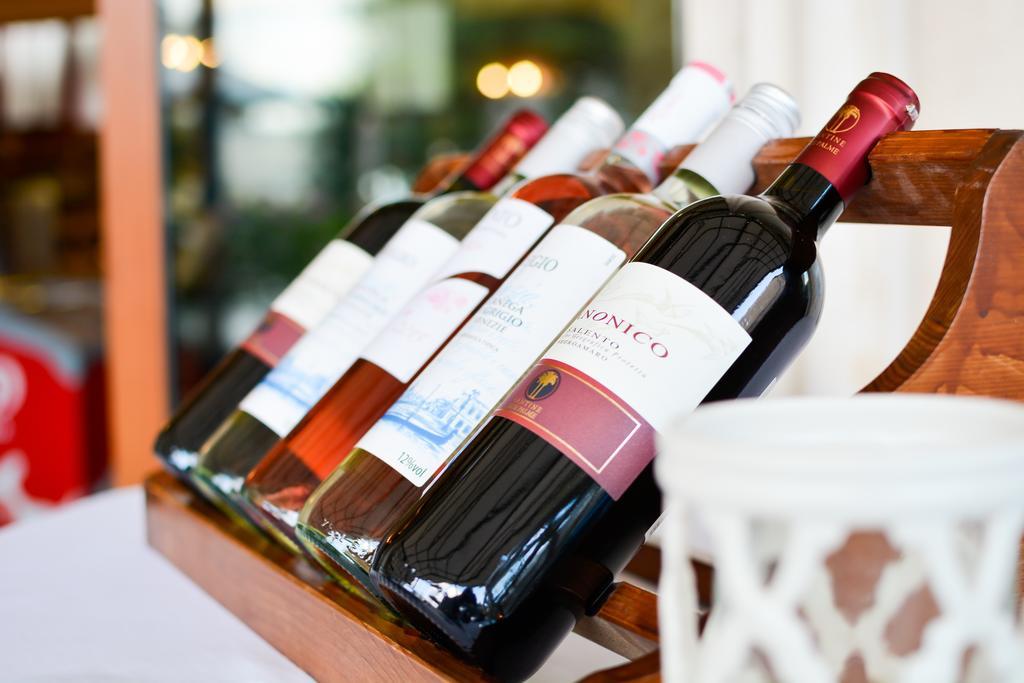 Melia Grand Hermitage All Inclusive Golden Sands Exterior foto Wine bottles